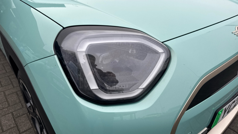 MINI Aceman 135kW E Classic 43kWh 5dr Auto Electric Hatchback